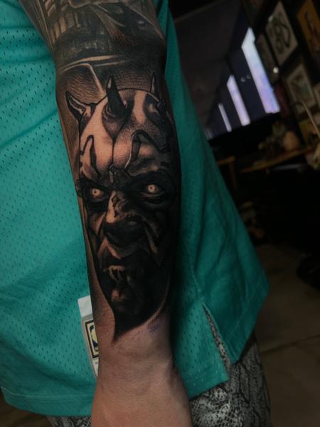 Realism sith lord tattoo by @joe_cider