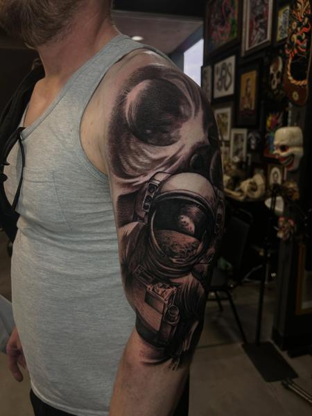 Realism astronaut skull tattoo by @joe_cider