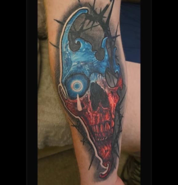 Illustrative abstract skull tattoo by @joshwaatattoo