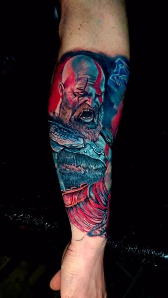 Realism warrior portrait tattoo by @jl.tattooart