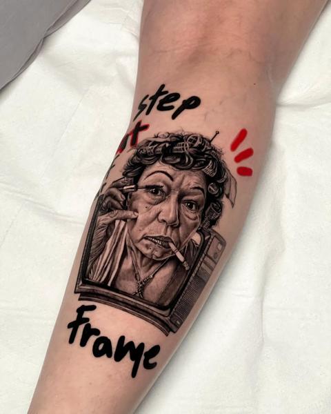 Realism woman in tv tattoo by @kallia_tatts