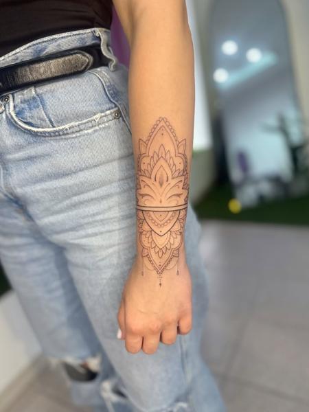 Ornamental mandala design tattoo by @katia.iink