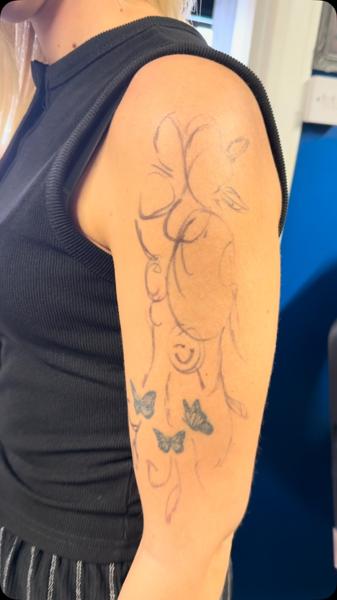 Fine Line butterflies and flowers tattoo by @katwhysalltattoos
