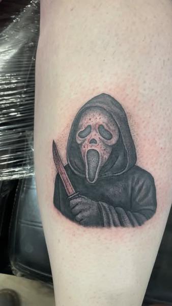Illustrative horror portrait tattoo by @kaynemctattoos