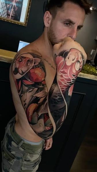 Neo-traditional koi woman floral tattoo by @kennipoke
