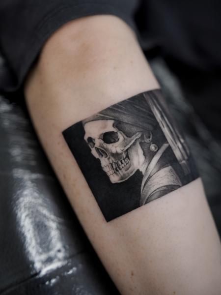 Realism skull portrait tattoo by @lebyla
