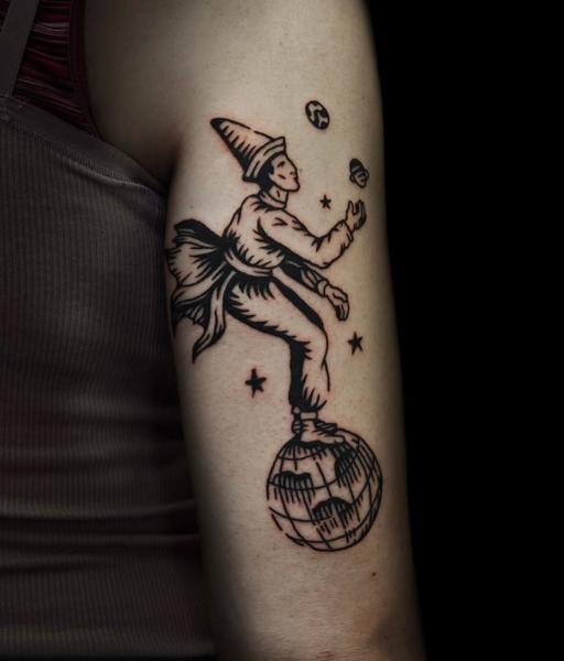 Traditional juggling clown tattoo by @fabrikatattooaesthetica