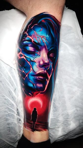 Realism cracked face tattoo by @lennoxtattoo