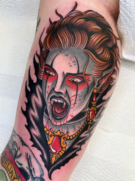 Traditional vampire portrait tattoo by @lewismckechnie