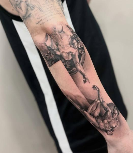 Realism classical figure tattoo by @ladylia_art