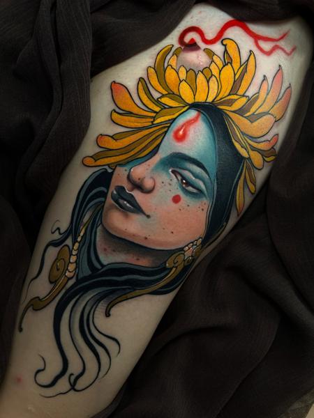 Neo-Traditional floral portrait tattoo by @lore.morato