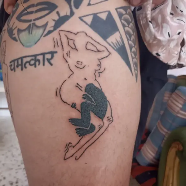 Linework stylized figures tattoo by @atsoumpeli