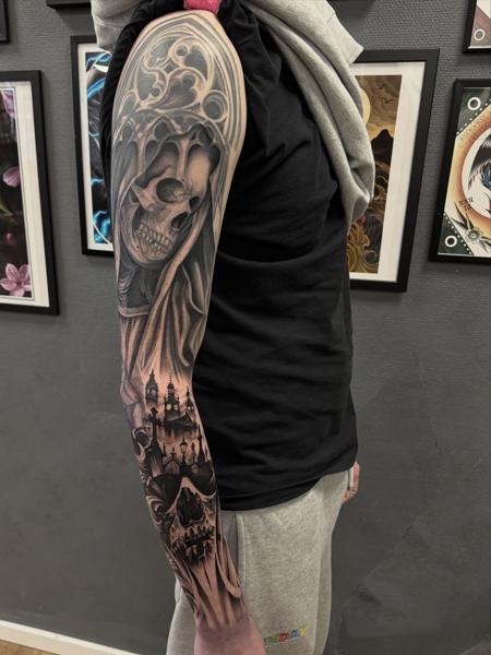 Dark realism gothic skull castle tattoo by @mads.flugt