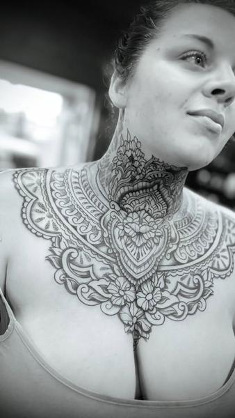 Ornamental ornamental mandala tattoo by @maebeautifulpoison