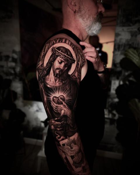 Realism sacred heart tattoo by @maksimprimo