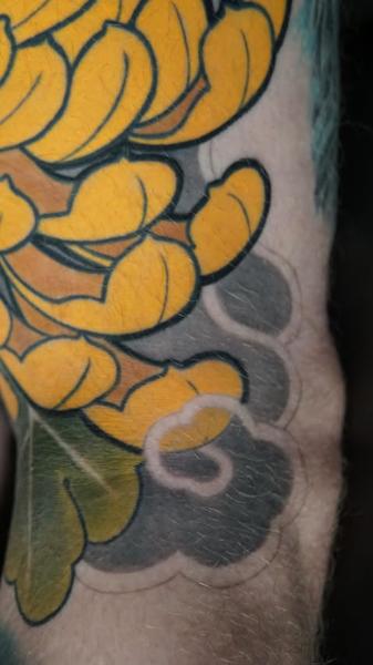 Japanese yellow chrysanthemum tattoo by @max_wood_art