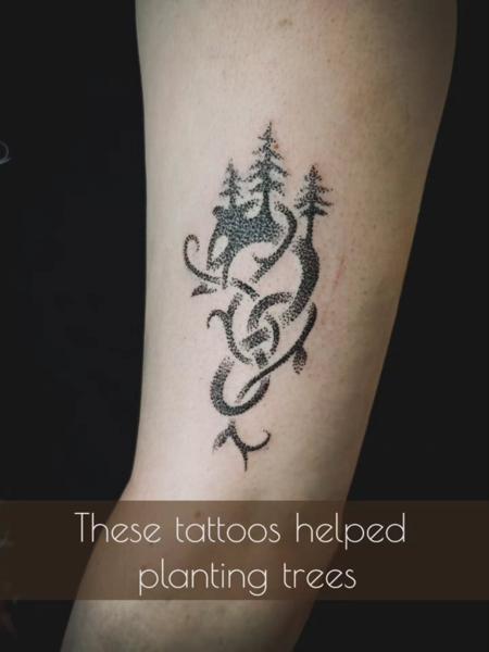 Dotwork forest snake tattoo by @meelarainey_tattoo