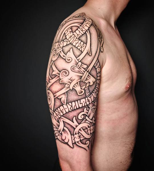 Dotwork norse design tattoo by @meelarainey_tattoo