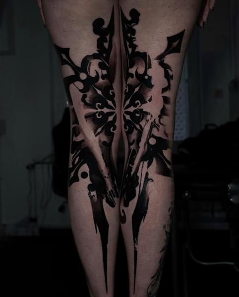 Blackwork ornamental pattern tattoo by @melina.tatts