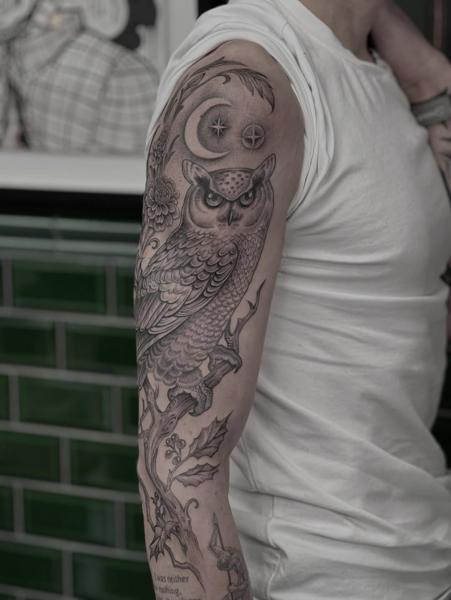 Blackwork owl and moon tattoo by @melina_tattoo
