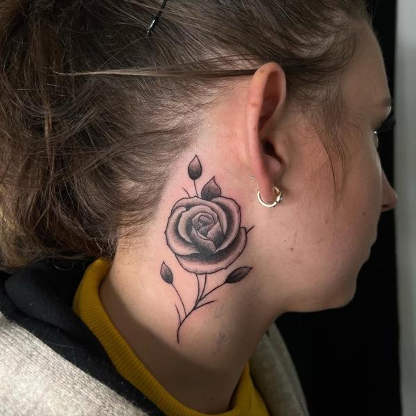 Blackwork rose tattoo by @mikotattoo