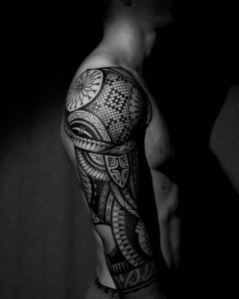 Tribal tribal pattern tattoo by @moanatoa