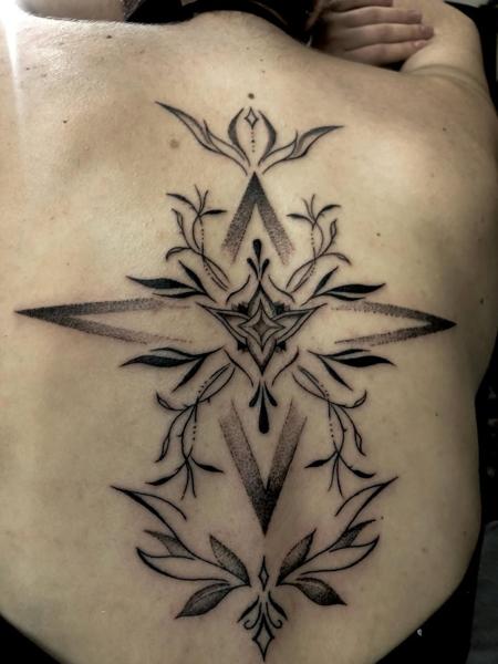 Ornamental ornamental design tattoo by @psi.xi.tatt