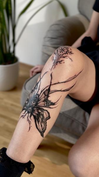 Blackwork butterfly tattoo by @narak.tat