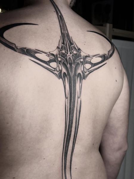 Biomechanical blackwork abstract weapon tattoo by @ayp.nia