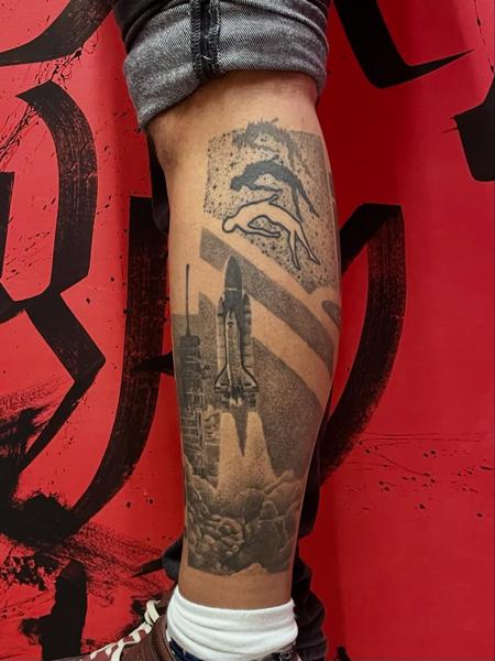 Realism space shuttle tattoo by @s.lap_inkaholic