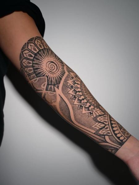 Geometric geometric spiral tattoo by @s.lap_inkaholic
