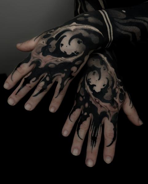 Blackwork abstract pattern tattoo by @oscar.tttst_