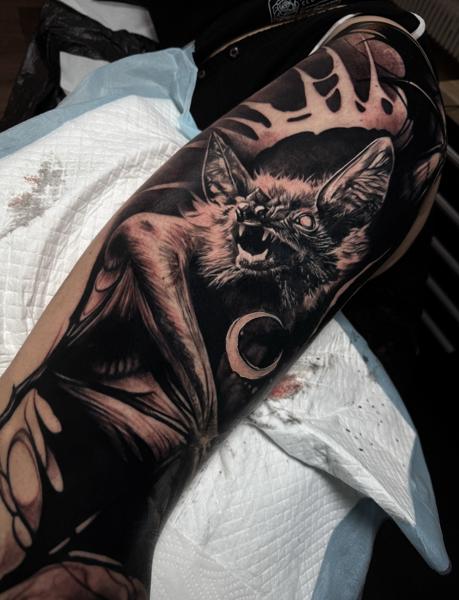 Realism bat tattoo by @pain4pleasure.tattoo