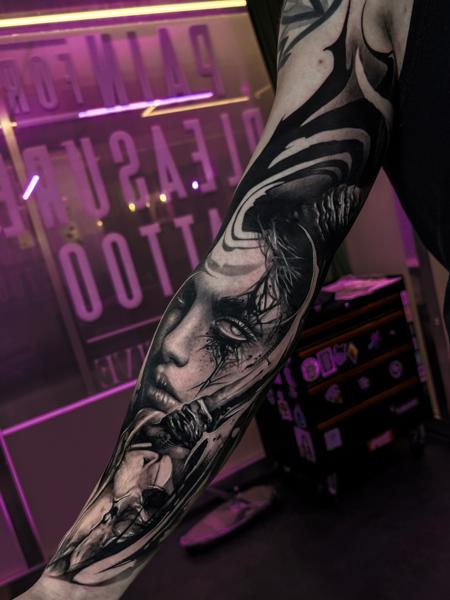 Realism realistic portrait tattoo by @pain4pleasure.tattoo