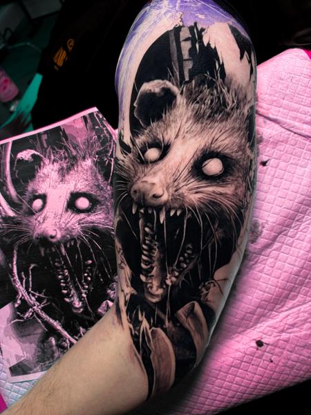 Realism creepy possum tattoo by @pain4pleasure.tattoo