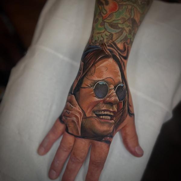 Realism sunglasses portrait tattoo by @k_peanut_