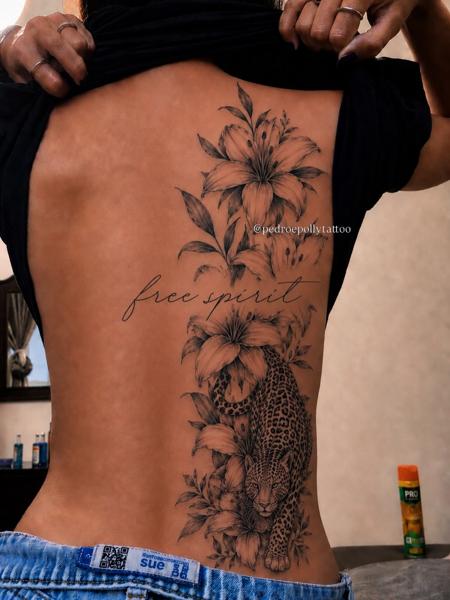 Illustrative leopard lilies tattoo by @pedroepollytattoo