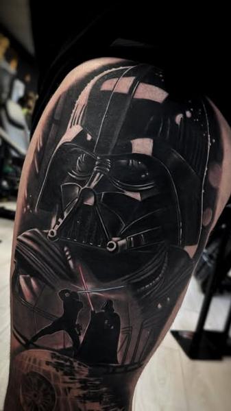 Realism darth vader tattoo by @pedrovandiesel