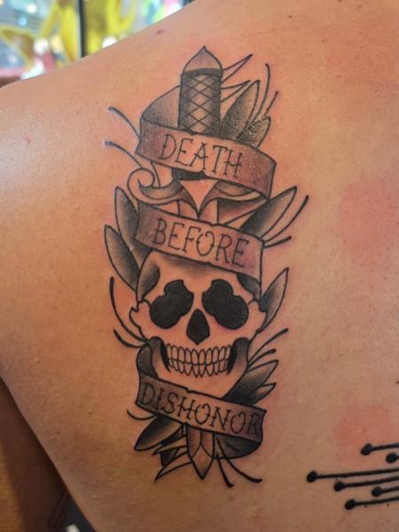 Traditional skull dagger tattoo by @phil_t88