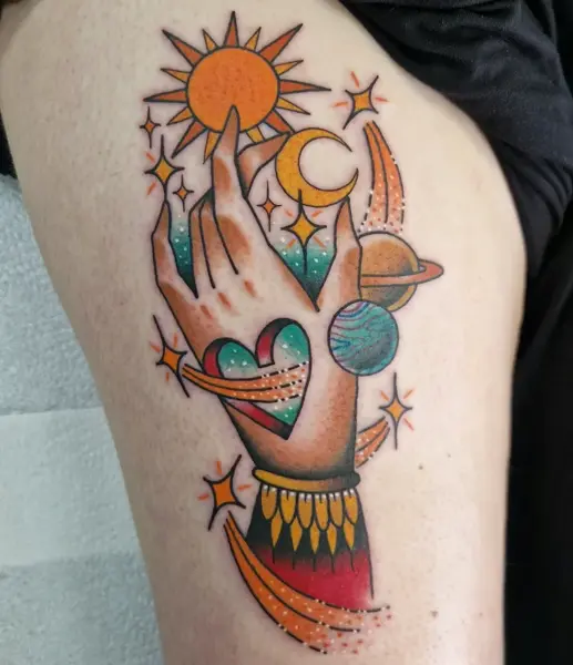 Illustrative cosmic hand tattoo by @rabtattoo
