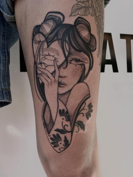 Illustrative woman portrait tattoo by @raniatattoos