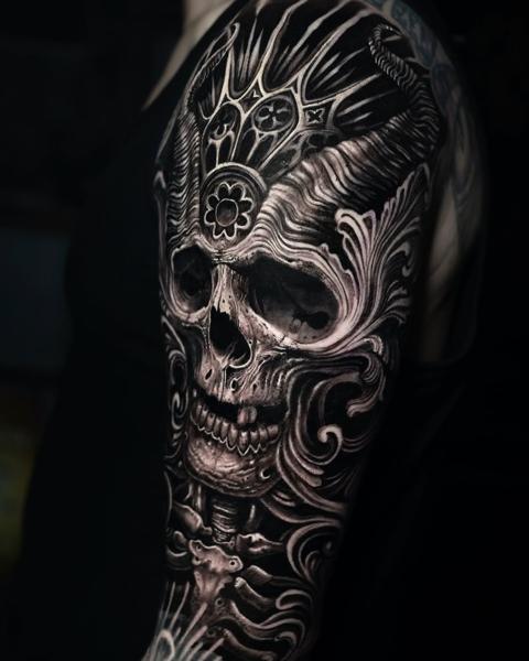 Blackwork ornamental ornamental skull tattoo by @mumia916