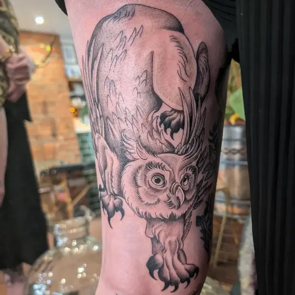 Blackwork owl tattoo by @inkleigh.tattoo