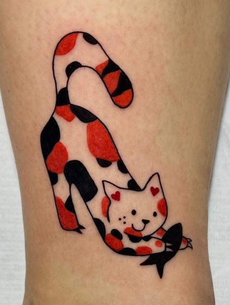 Illustrative playful cat tattoo by @antistress_tattoo