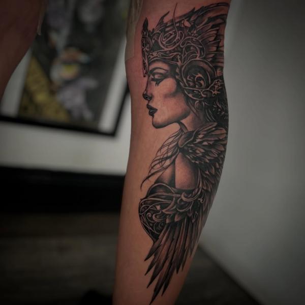 Blackwork warrior woman tattoo by @robertcresswell28