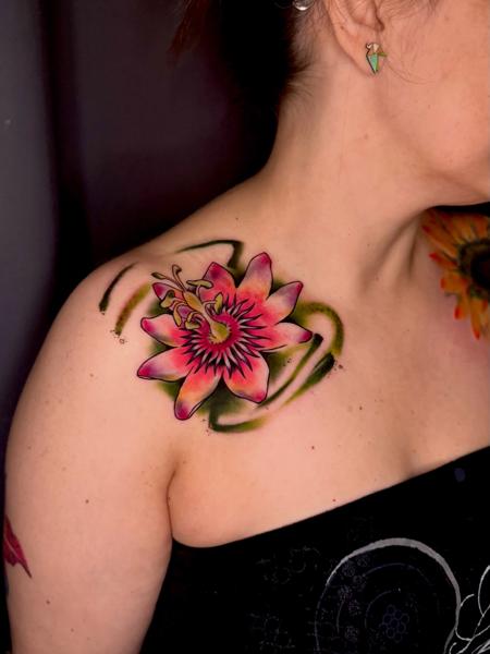 Realism floral design tattoo by @sandrosecchin
