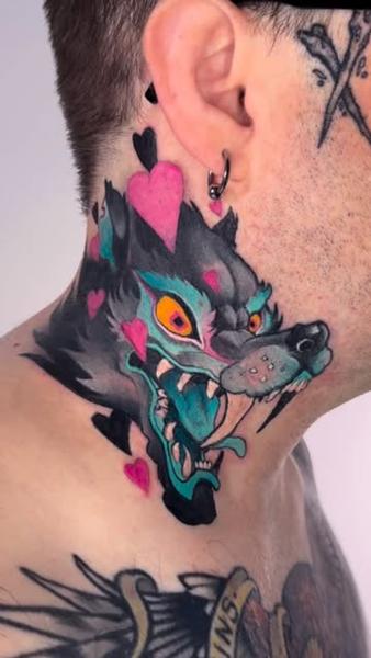 Neo-traditional colorful wolf tattoo by @seannewmantattoo