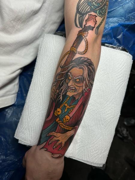 Neo-traditional evil witch tattoo by @amok893