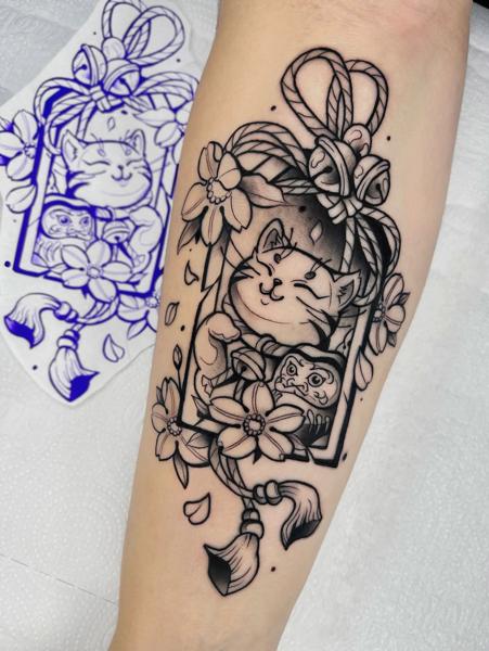 Illustrative japanese lucky cat charm tattoo by @summerboreal