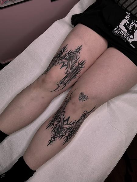 Blackwork gothic architecture tattoo by @goretattoos